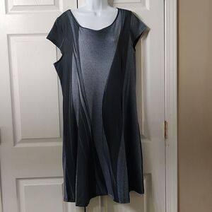 Lily by fimiano black gray solid and pattern print shift dress Sz 1XL